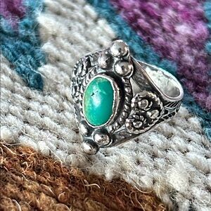 Southwest Vintage Sterling Turquoise Green Stone Style Boho Ring Size 6
